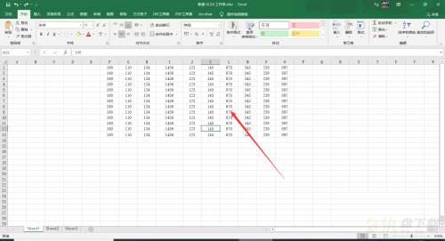 Microsoft Excel 2016如何套用浅色表格格式-套用表格格式教程